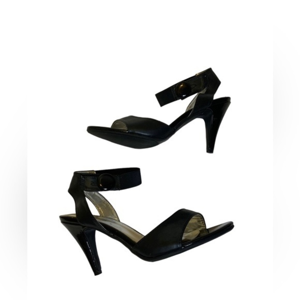 Coach and Four Black Heels